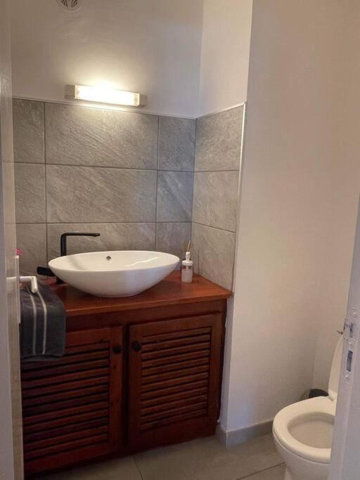 La Villa Jujubes Avec Piscine Chauffee - 5 Chambres Spacieuses Le Bois de Nefles  エクステリア 写真