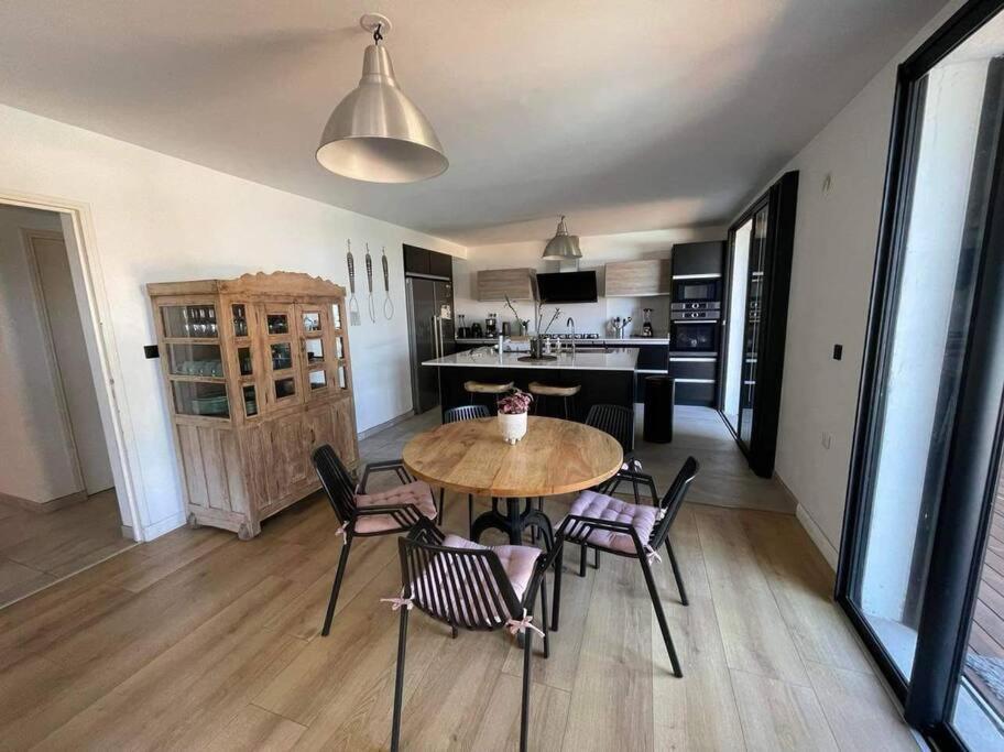 La Villa Jujubes Avec Piscine Chauffee - 5 Chambres Spacieuses Le Bois de Nefles  エクステリア 写真